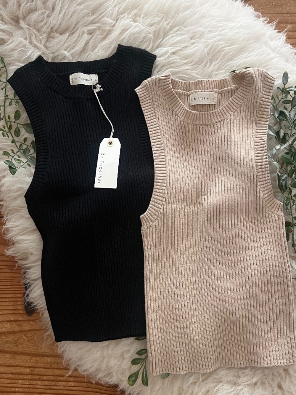 By Together Sawyer Crop Sweater Tanks Sz S